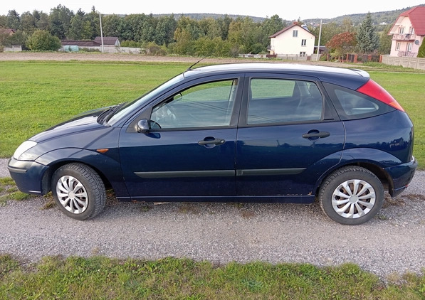 Ford Focus cena 2300 przebieg: 301500, rok produkcji 2003 z Słubice małe 92